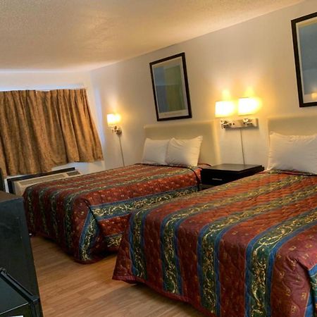 Economy Inn Of Holland Kültér fotó