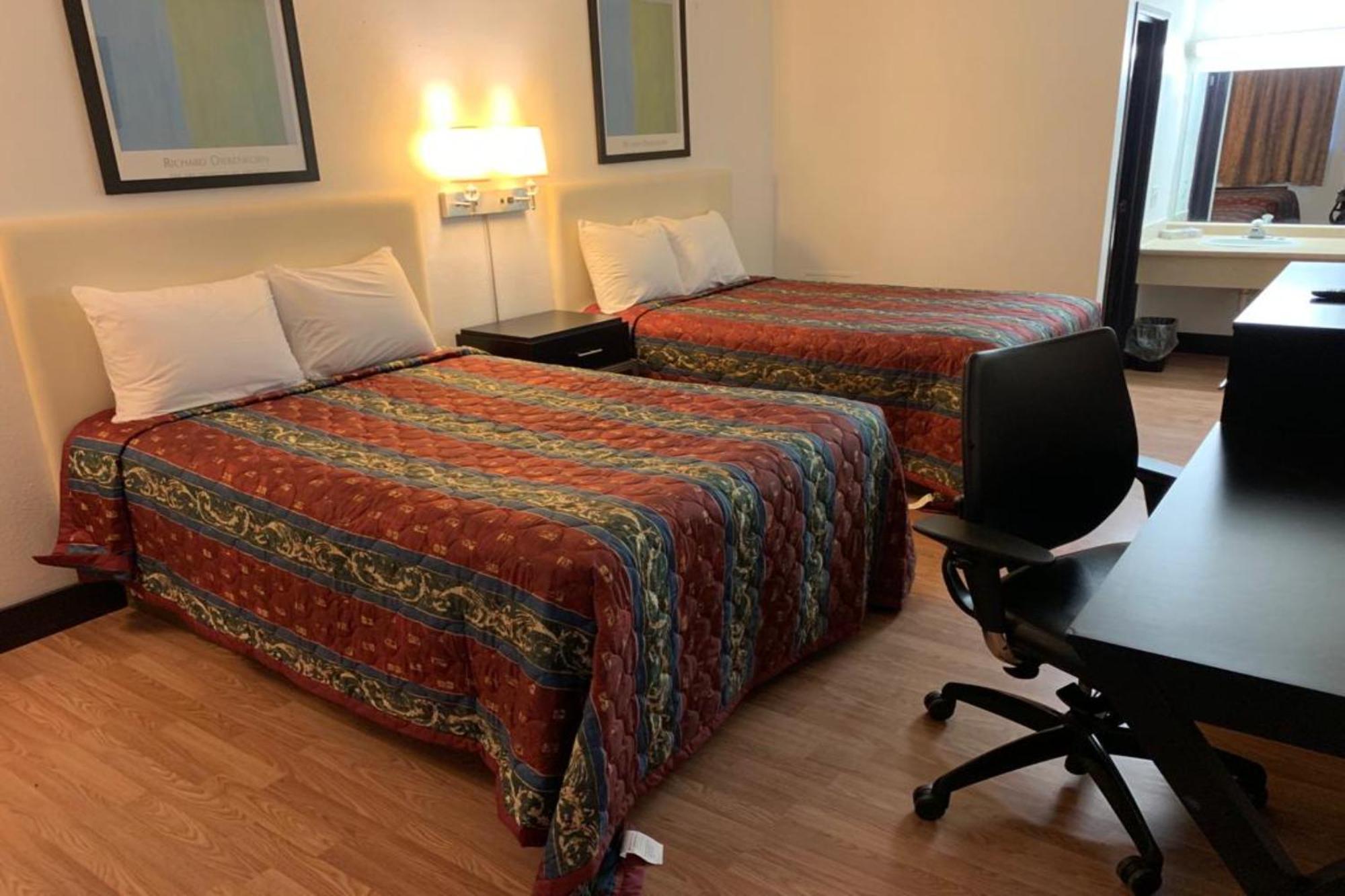 Economy Inn Of Holland Kültér fotó