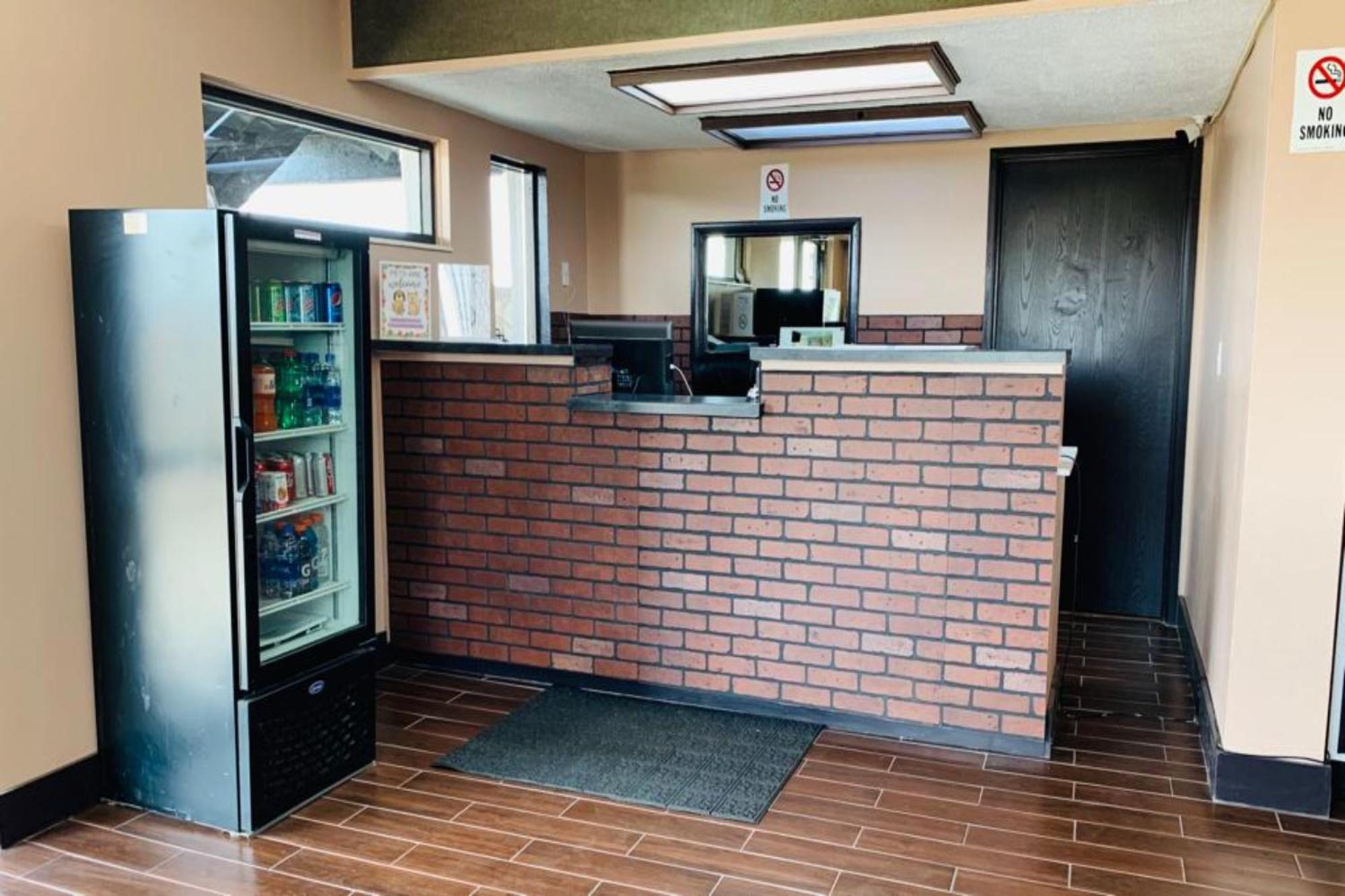 Economy Inn Of Holland Kültér fotó